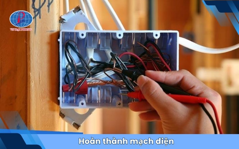 Hoàn thành mạch điện